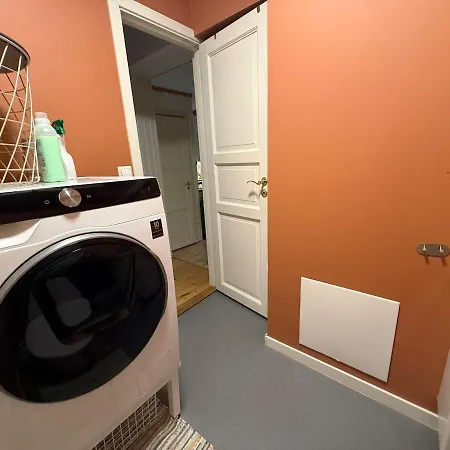 Rustic Retreat Apartment, & Free Parking ! Διαμέρισμα